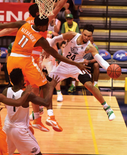 Ducks beat Vols in OT, will play for fifth place